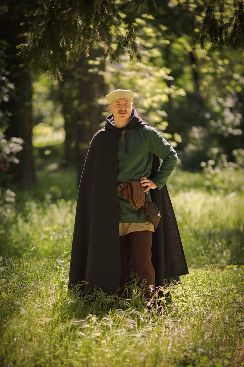 Kapuzenumhang, schwarz
