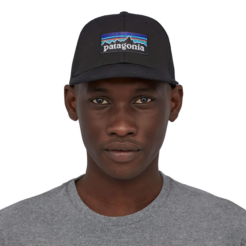 PATAGONIA P-6 Logo Trucker Hat – Nachhaltige Outdoor Cap