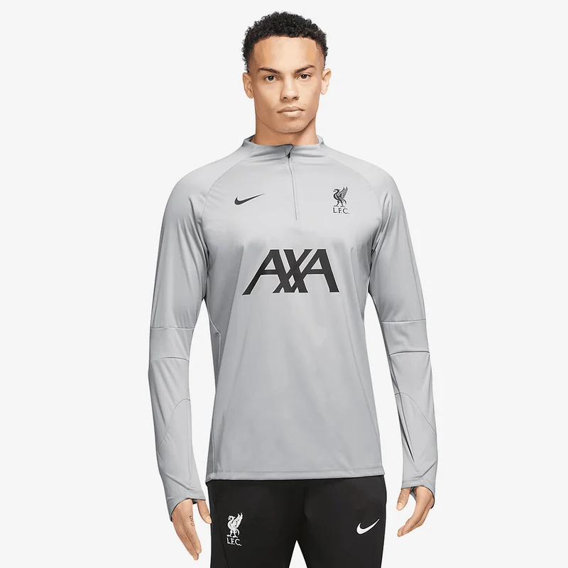 Nike Storm-FIT Fußball-Drill