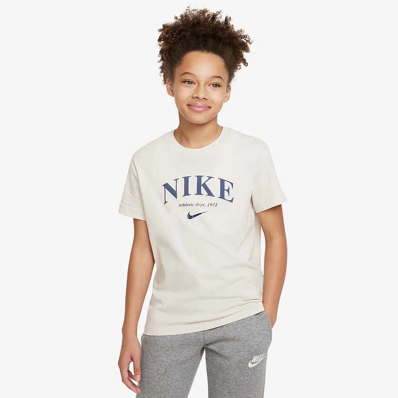 Nike Sportswear Ältere Kinder Trend T-Shirt(8-15 Jahre)
