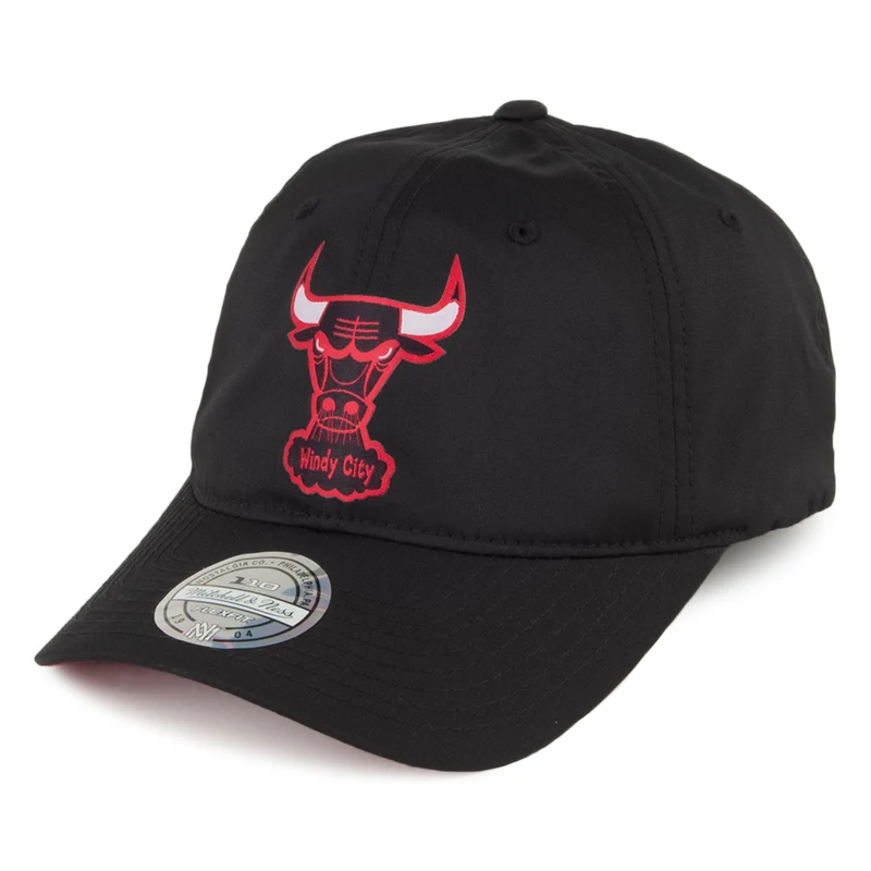 Mitchell & Ness Chicago Bulls Strapback Cap - Light&Dry - Schwarz
