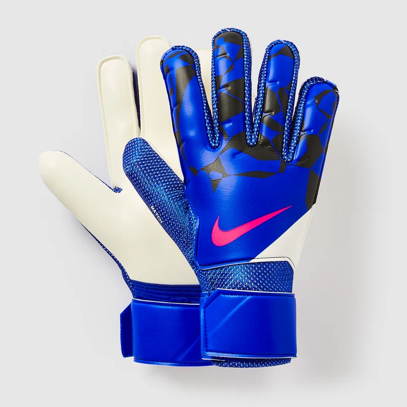 Nike Match