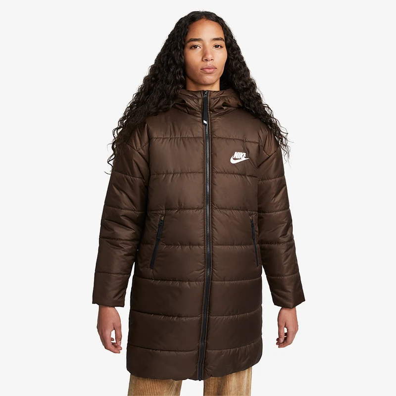 Nike Damenparka mit Kapuze und Synthetikfüllung Sportswear T