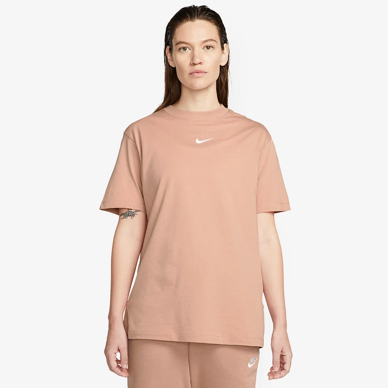 Nike Sportswear Womens Essential Collection SS TEE BF