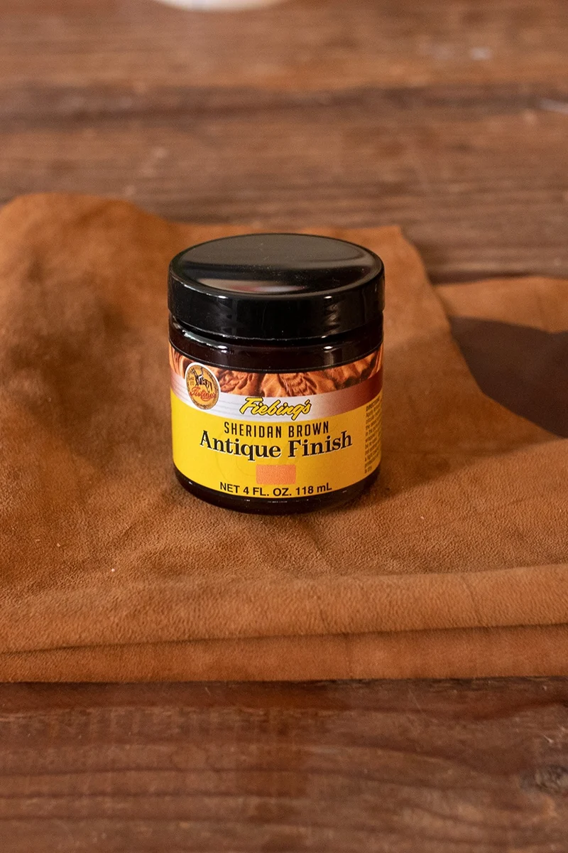 Antique Leather Finish Fiebing's 118 ml Sheridan Brown