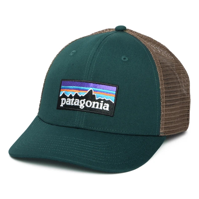 Patagonia P-6 Logo Trucker Cap aus organischer Baumwolle - Dunkelgrün