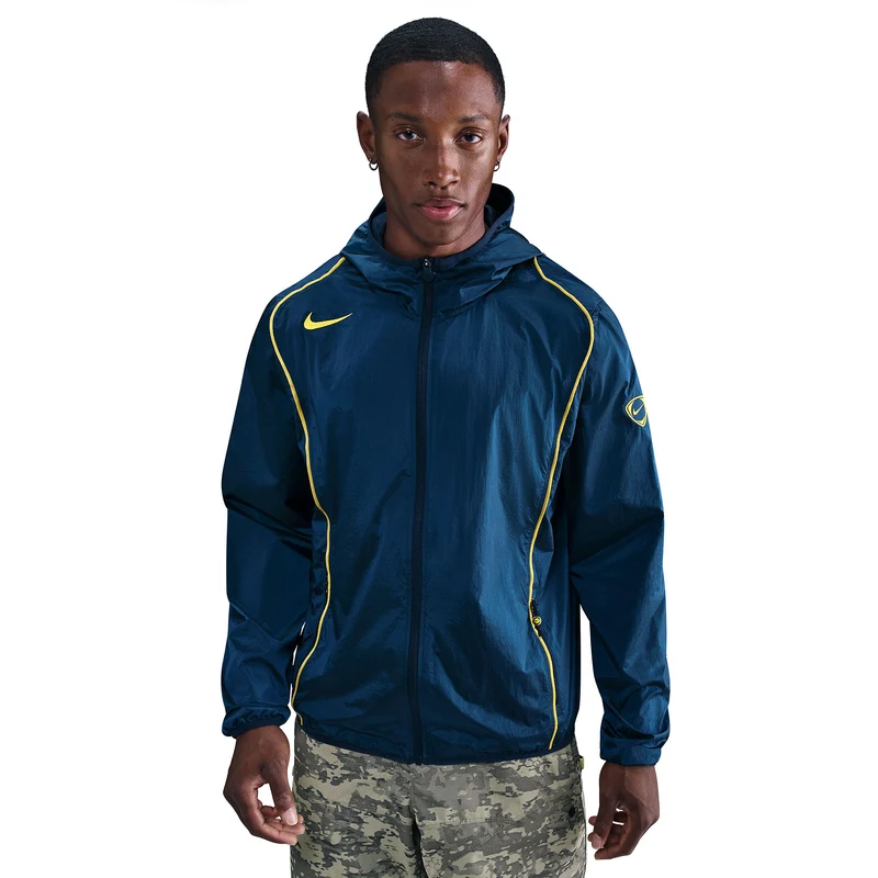 Nike Repel