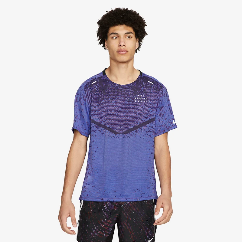 Nike Dri-FIT ADV Run Division Techknit T-Shirt
