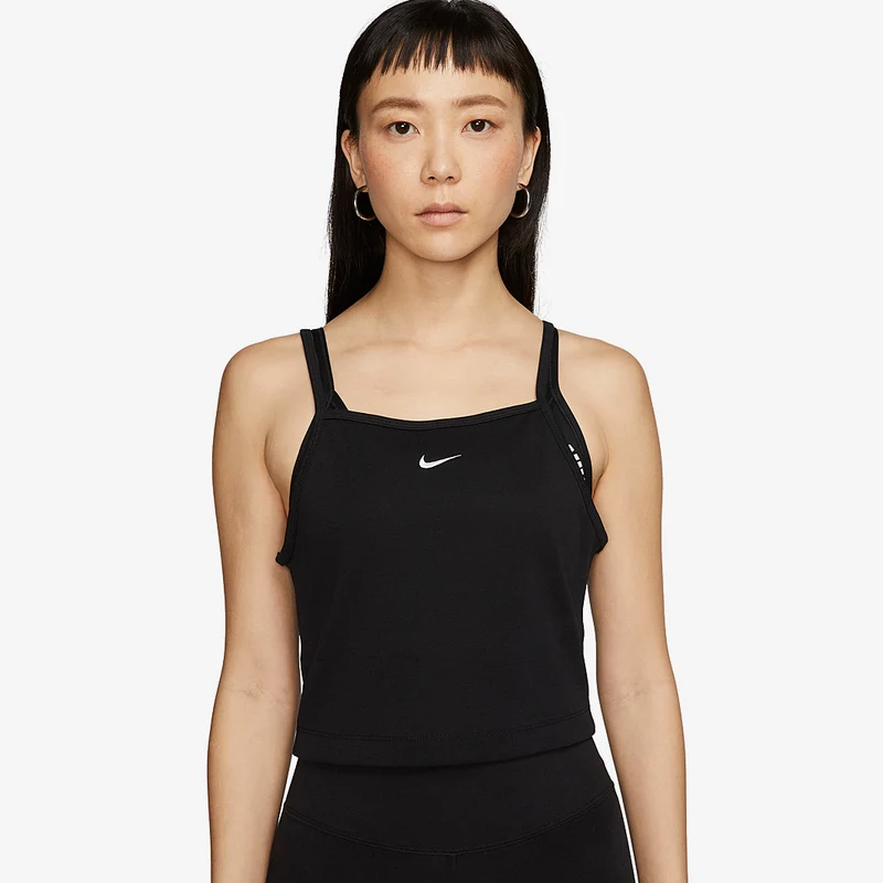 Nike Womens Sportswear Essential Tee