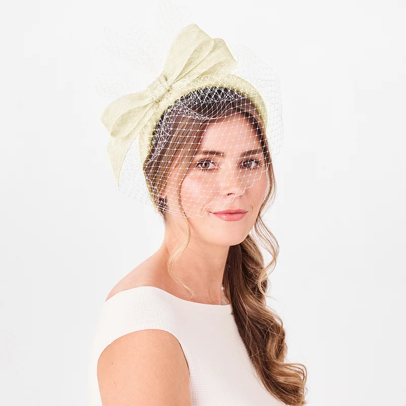Failsworth Audrey Bow Anlass Haarreif mit Schleier - Elfenbein