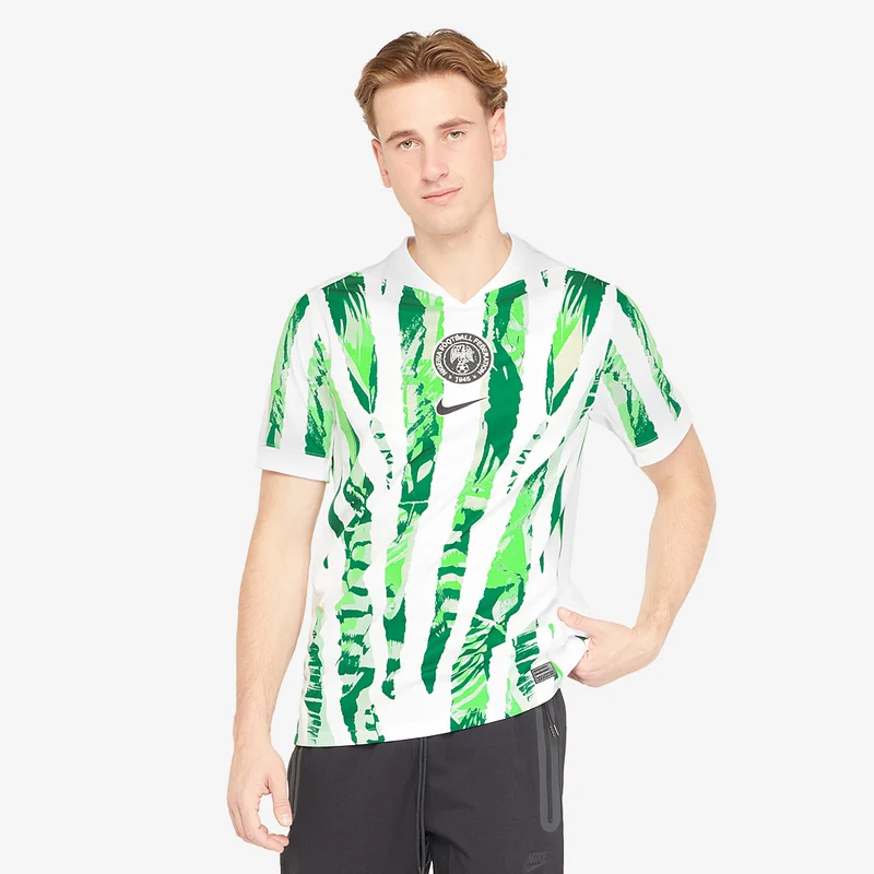 Nike Dri-FIT Replika