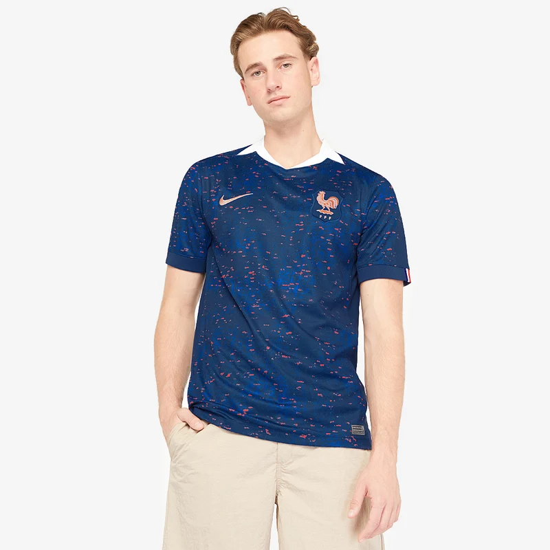 Nike Dri-FIT Replika