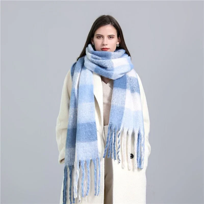 Winterlicher Karierter Damenschal - Elira