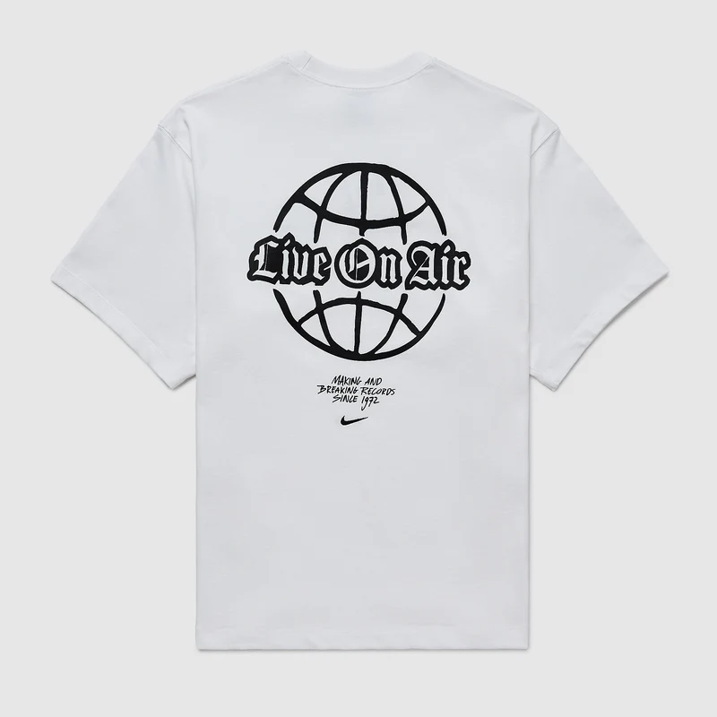 Nike Sportswear Solo Swoosh Graphic T-Shirt