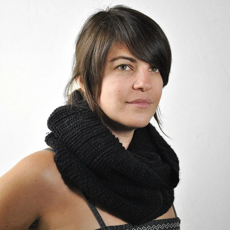 sur la tête Loop-Schal mit Strickmuster