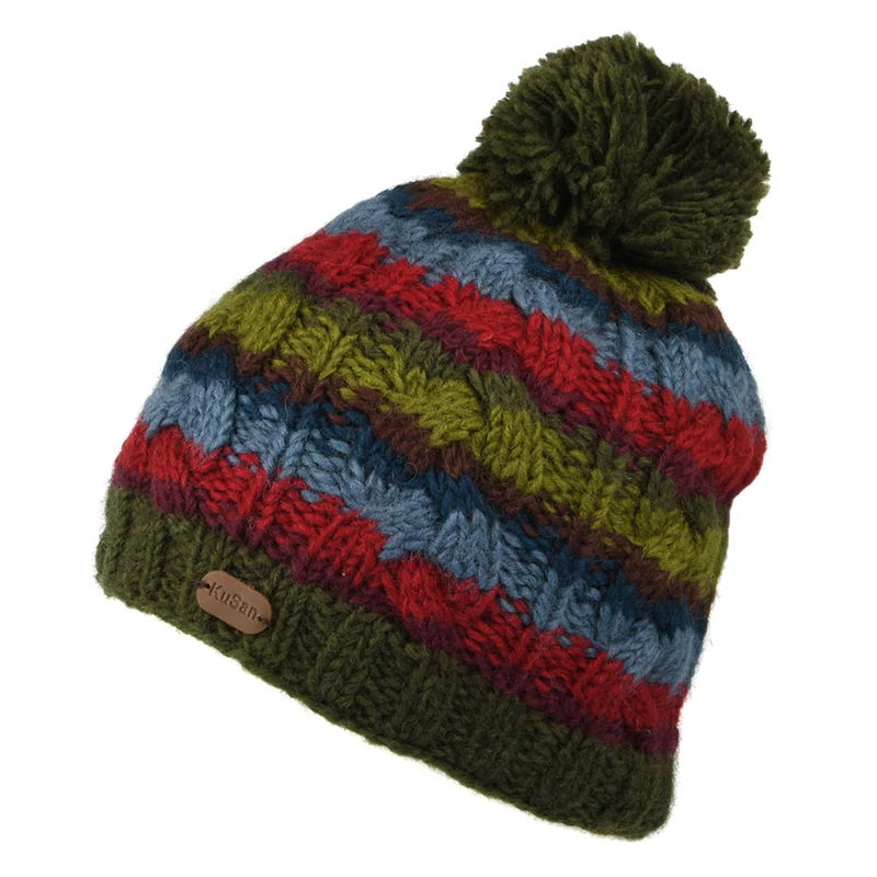 Kusan Cable Knit Bommelmütze gestreift - Waldgrün